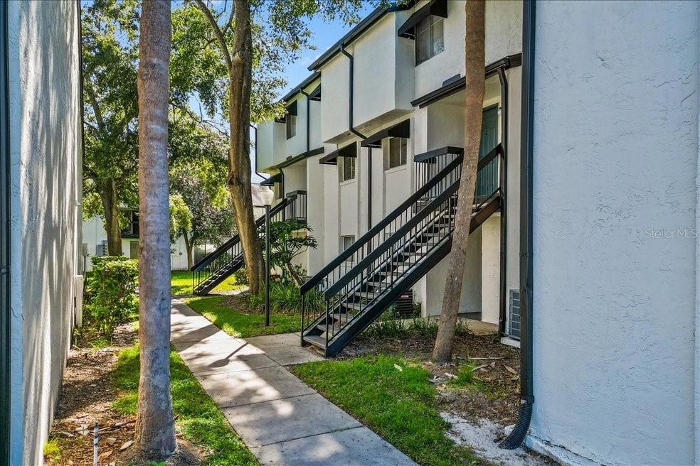 4213 S Semoran Blvd unit 3, Orlando, FL 32822 - photo 1