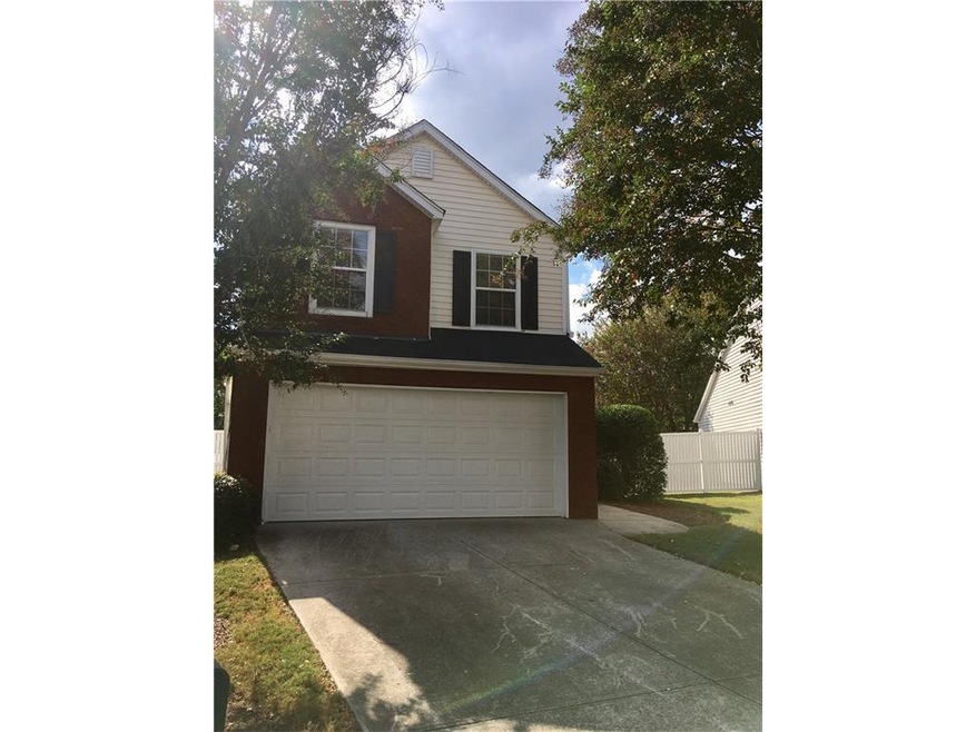 Meticulously maintained home on cul de sac in Aven