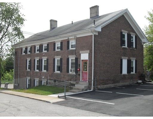 26 Butler St, Blackstone, MA 01504 - photo 1