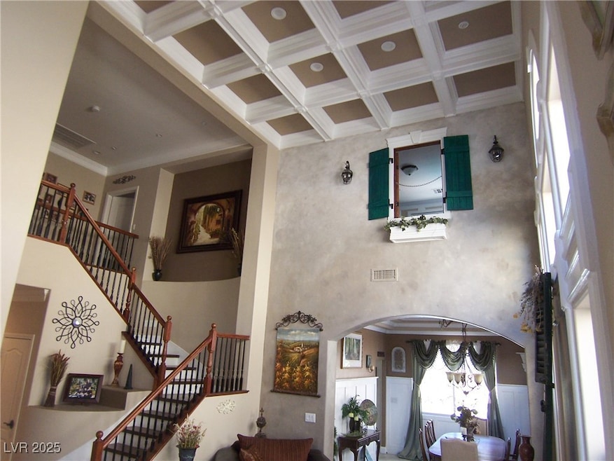 Living room (furnished)