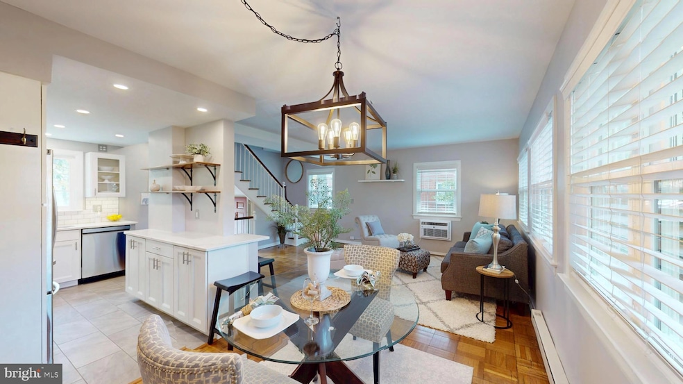 1627 Ripon Place unit 835, Alexandria, VA 22302 - photo 1