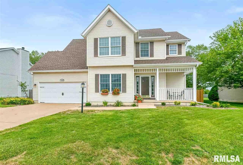 716 N Meadows Ct, Davenport, IA 52806 - photo 1