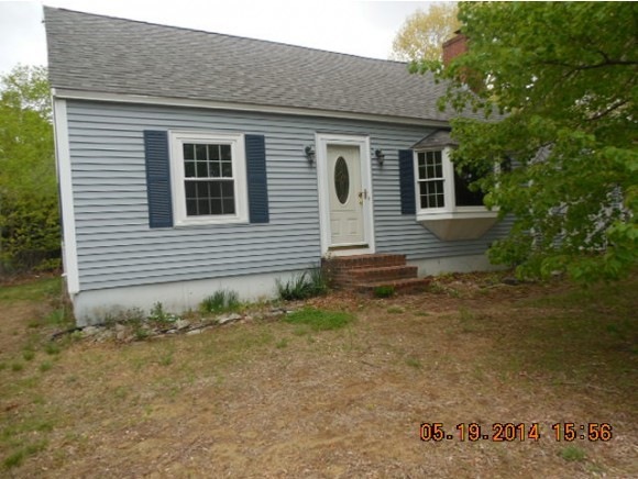 84 Locke Rd, Hampton, NH 03842 - photo 1