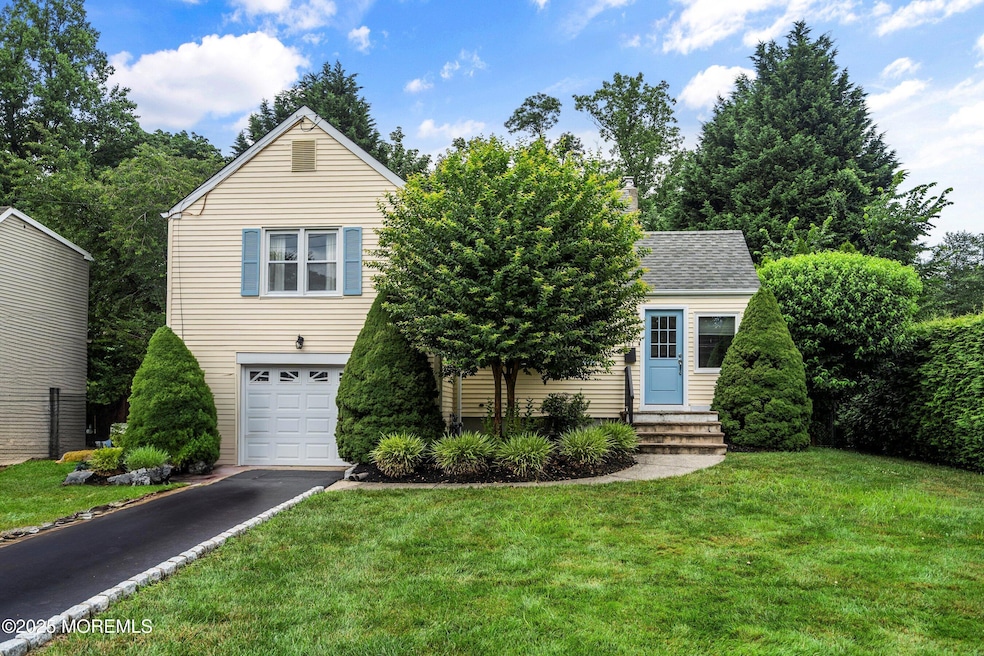 Sold $1,050,000 • Co-Listing Agent