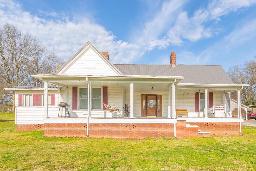 67 Myers Ave HD -4