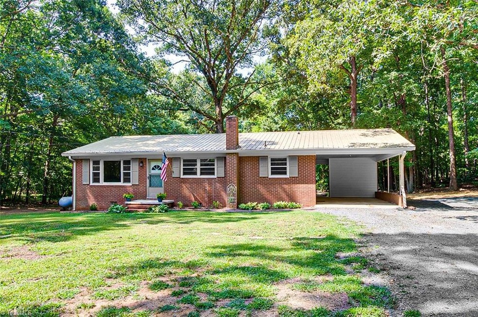 3590 Buffalo Ford Rd, Asheboro, NC 27205 - photo 1