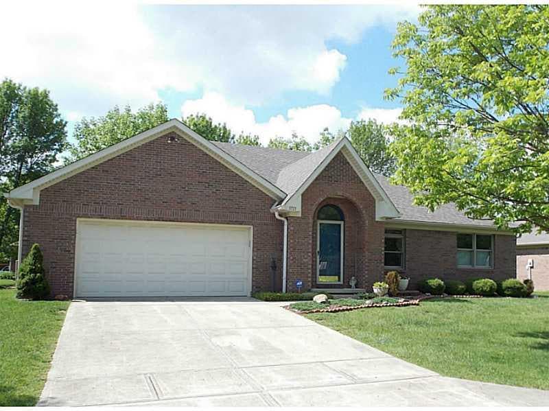 5713 Kensington Blvd unit 10, Plainfield, IN 46168 - photo 1