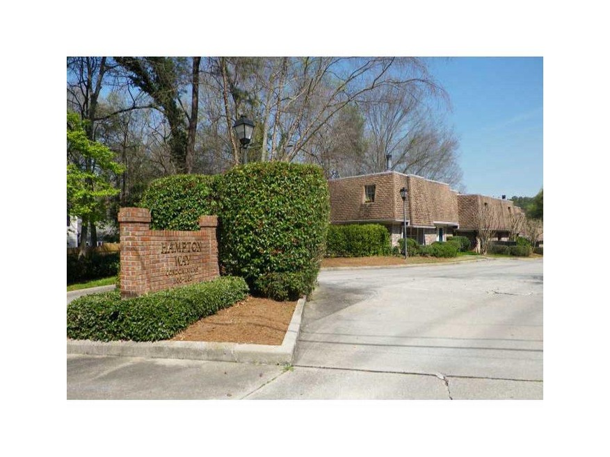 Exterior Front. Hampton Way Condominium Entry