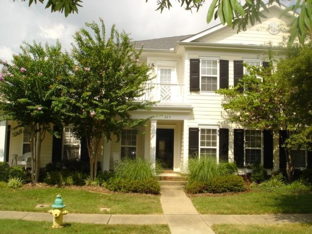 Beautiful Landscaped and Professionally Manicured Home on a Quiet Street
