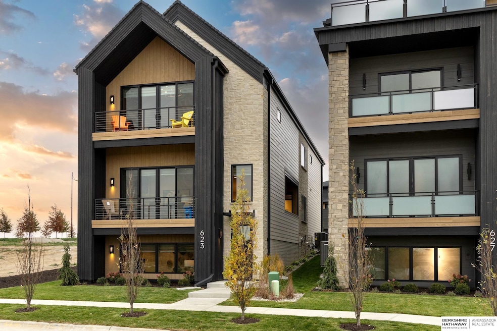 For Sale $1,300,000 • Co-Listing Agent