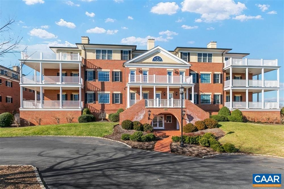 435 White Gables Ln unit 204, Charlottesville, VA 22903 - photo 1