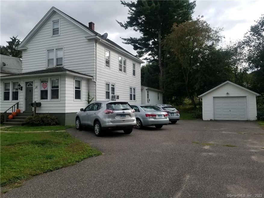 38 Maple Ave, Oakville, CT 06779 - photo 1