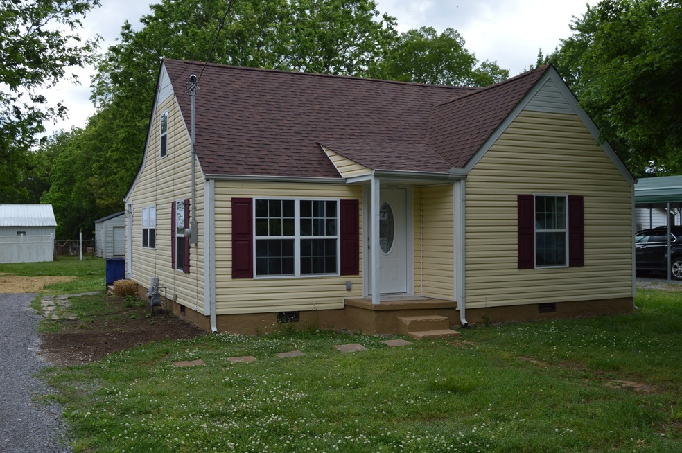 2005 Springdale Ave, Shelbyville, TN 37160 - photo 1