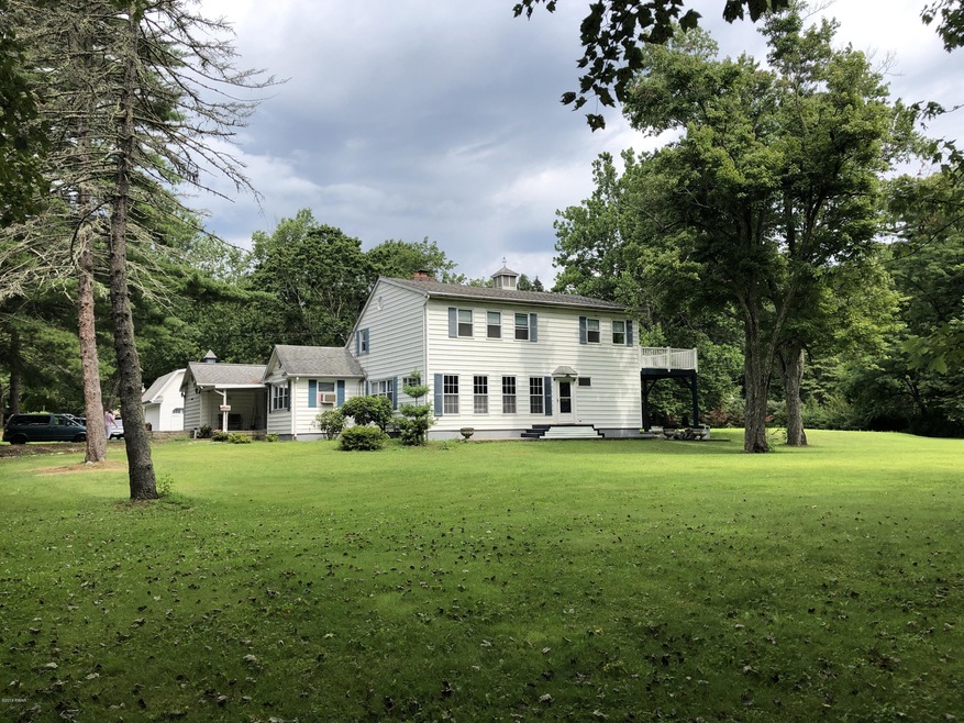 203 Sarah St, Milford, PA 18337 - photo 1