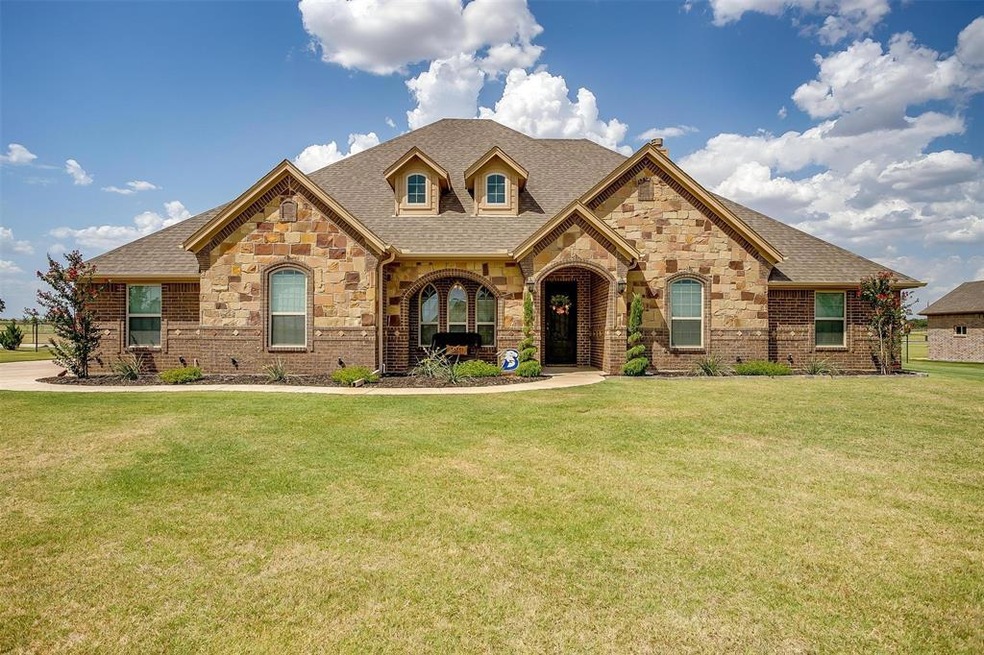 106 Alander Ct, Weatherford, TX 76087 - photo 1