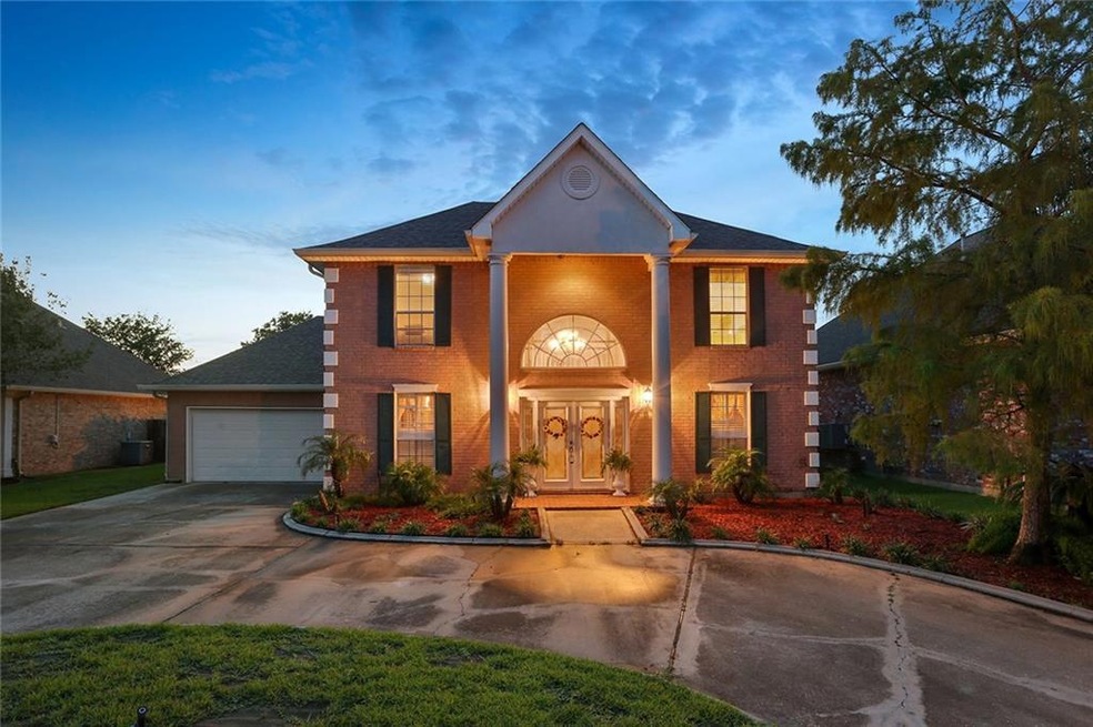 Gated Clipper Estates!  Make this your Home & Enjo