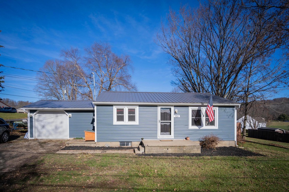 151 Summit Rd, Thornville, OH 43076 - photo 1