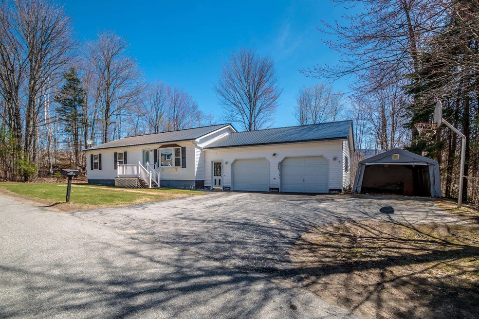 40 Graham St, Groveton, NH 03582 - photo 1