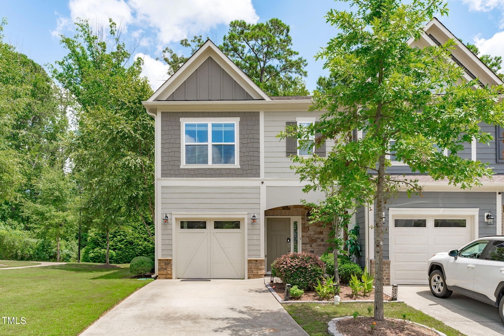 For Sale $414,995 • Co-Listing Agent