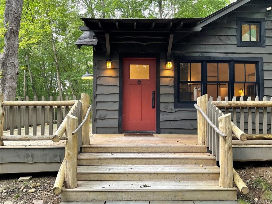 44 Trail of the Hemlocks, Putnam Valley, NY 10579 - photo 1