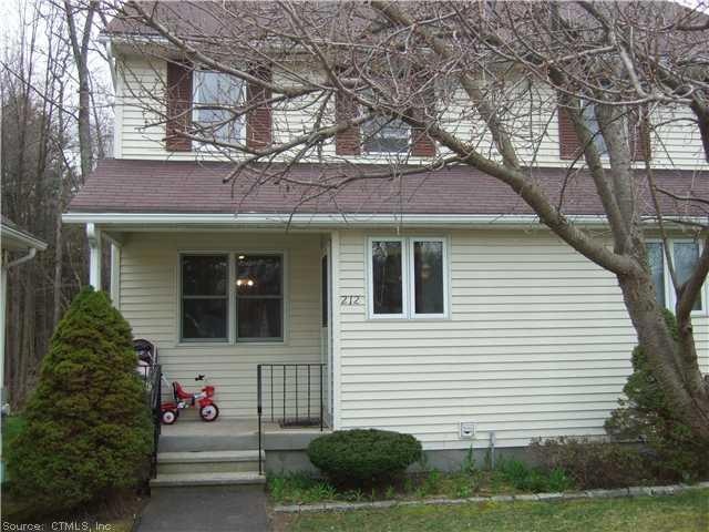 212 Oldefield Farms unit 212, Enfield, CT 06082 - photo 1