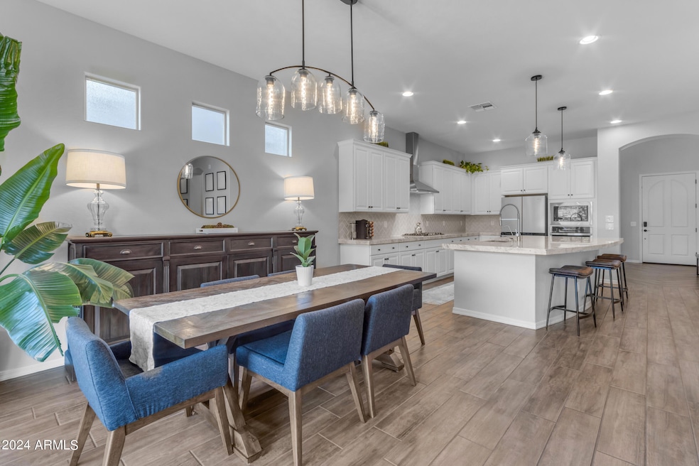 2634 S Olympic Dr, Gilbert, AZ 85295 - photo 1