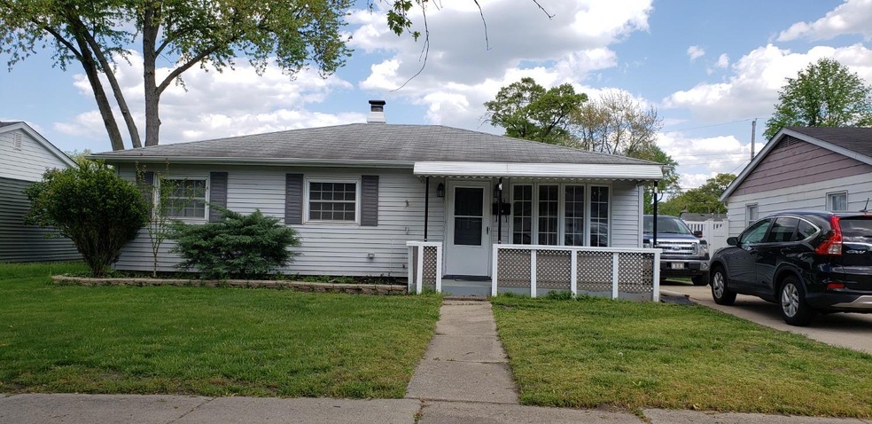 243 N Wright St, Griffith, IN 46319 - photo 1