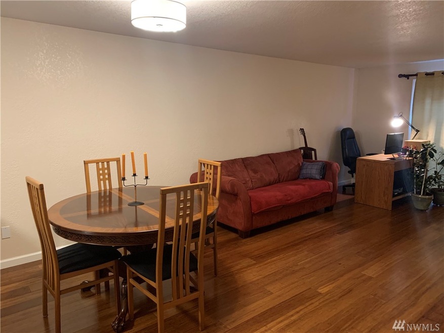 7740 196th St SW unit 13, Edmonds, WA 98026 - photo 1