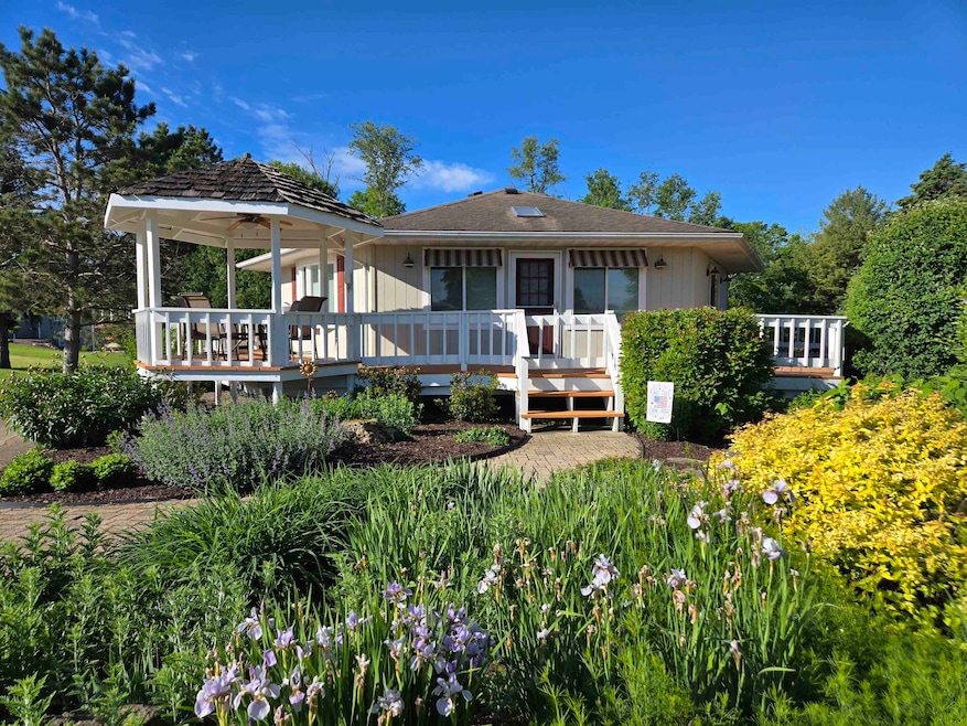 Pending $399,000