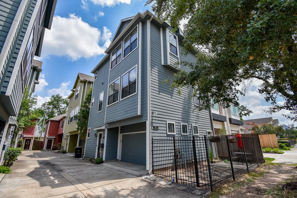 Welcome HOME to 321 W. 26th St., #A