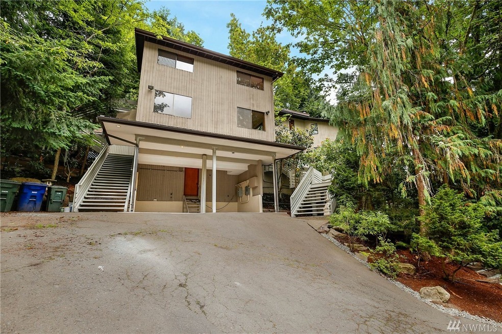 4455 E Mercer Way, Mercer Island, WA 98040 - photo 1