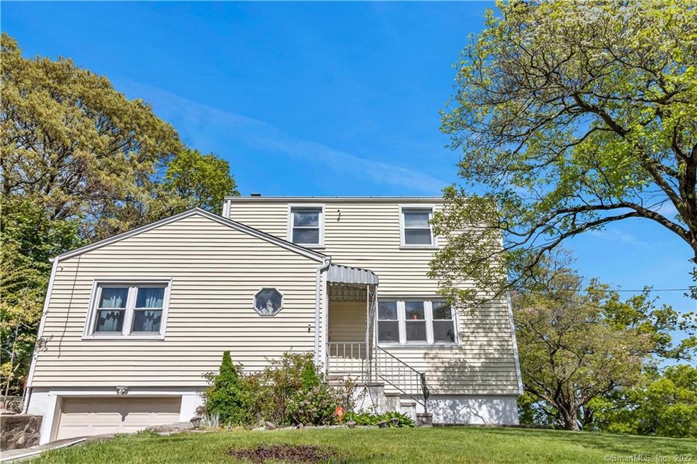 14 Lycett St, Bridgeport, CT 06606 - photo 1