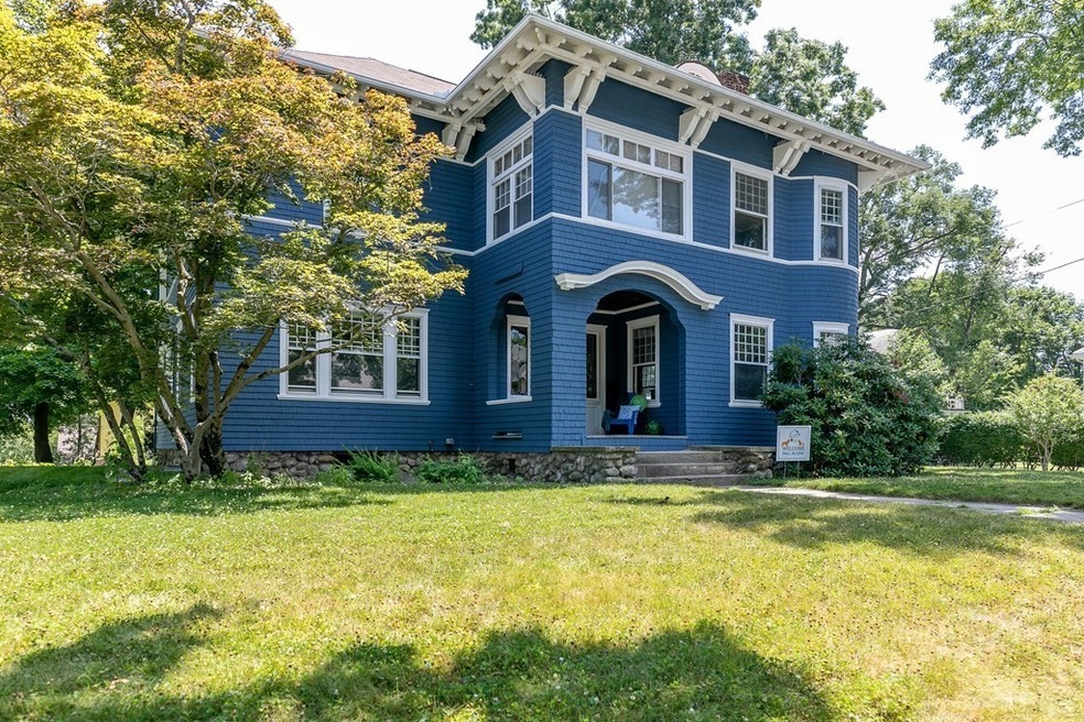 21 Kenilworth Rd, Worcester, MA 01602 - photo 1