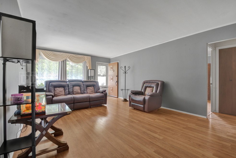 1010 Portsmouth Ave, Westchester, IL 60154 - photo 1