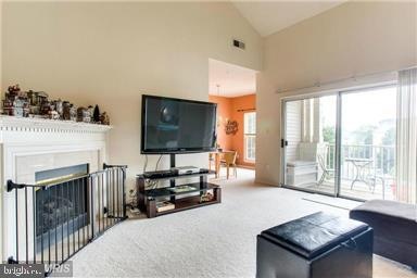 11310 Westbrook Mill Ln unit 304, Fairfax, VA 22030 - photo 1