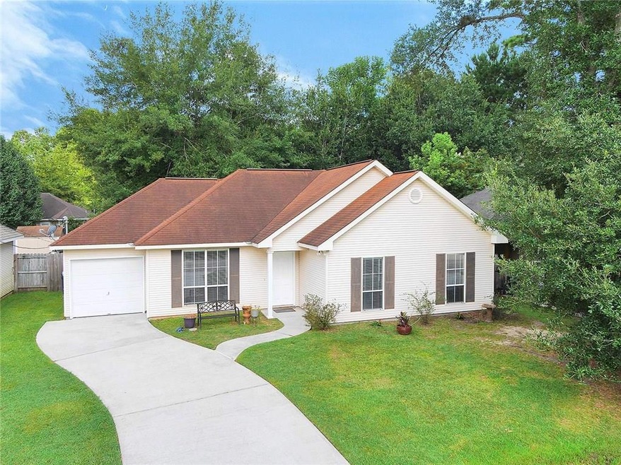 70240 8th Street - Tammany Hills   Great 