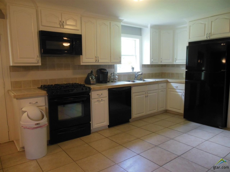 1406 Goliad St, Tyler, TX 75701 - photo 1