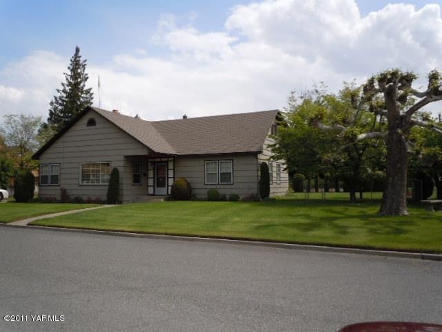 201 N 27th Ave, Yakima, WA 98902 - photo 1