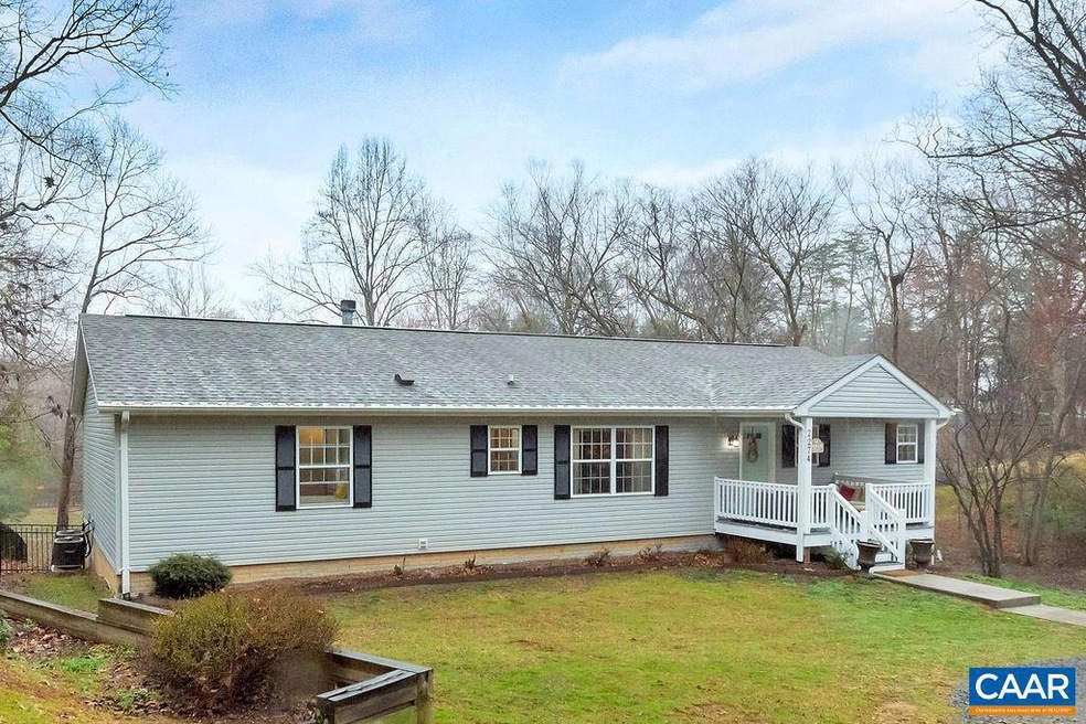 2274 S Lakeshore Dr, Louisa, VA 23093 - photo 1