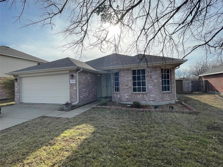 409 Oxford Dr, Wylie, TX 75098 - photo 1