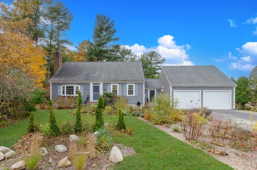 Pending $649,900 • Co-Listing Agent