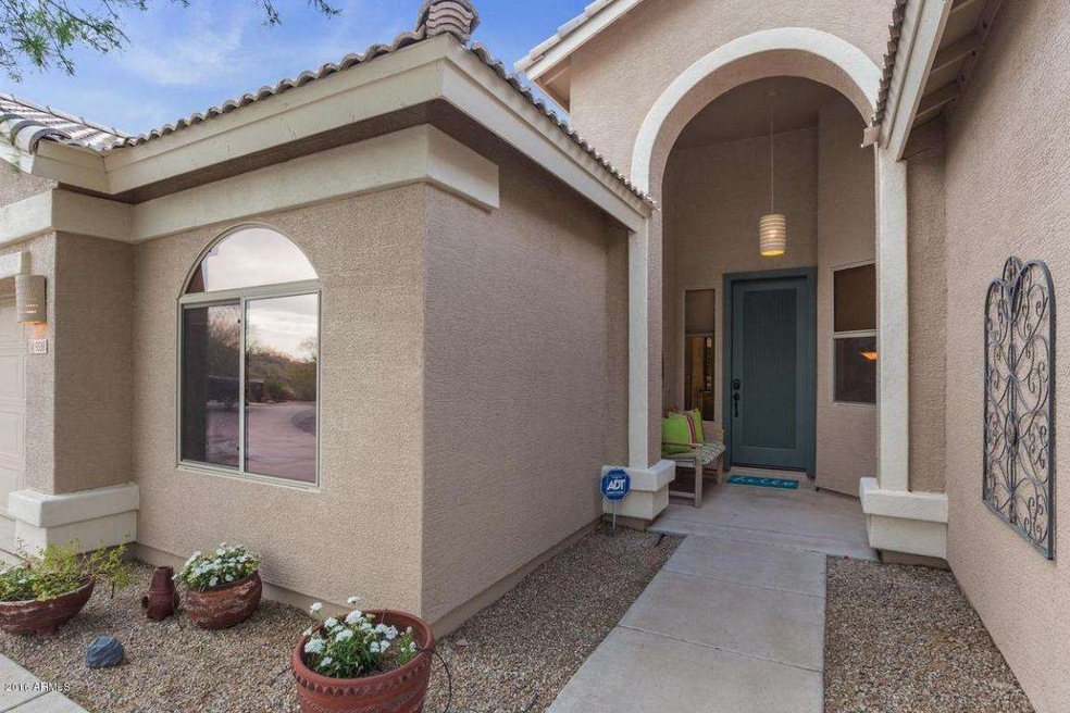 9338 E Hillview Cir Welcome Home