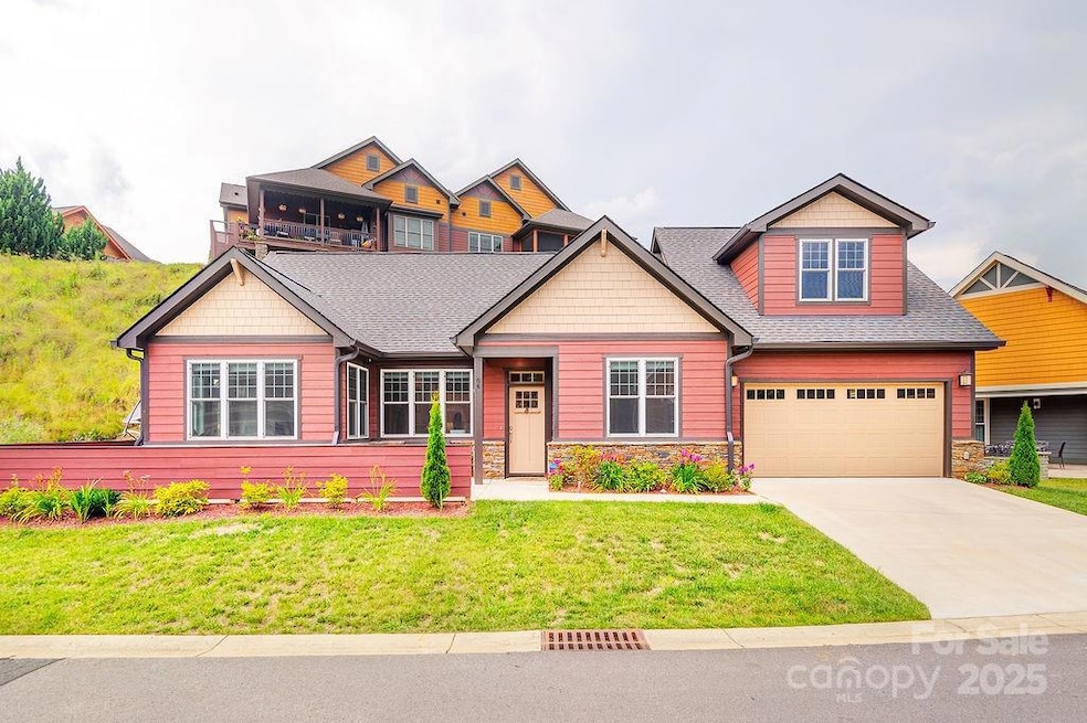 64 Creekside View Dr, Asheville, NC 28804 - photo 1