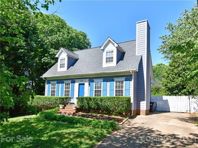 607 Pebblestone Ct, Statesville, NC 28625 - photo 1