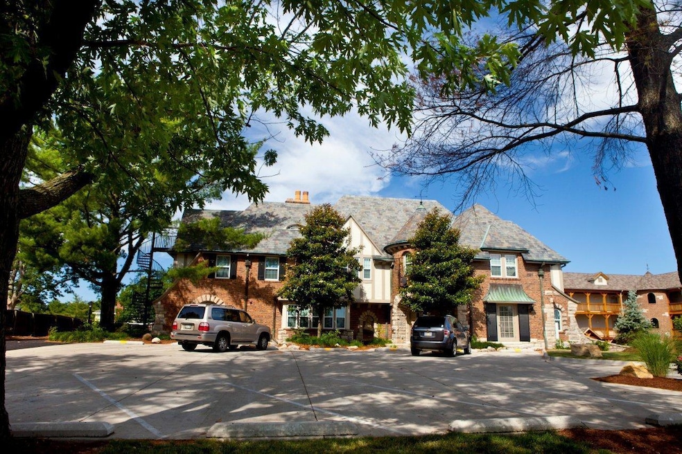 MANOR HOUSE- EXTERIOR..