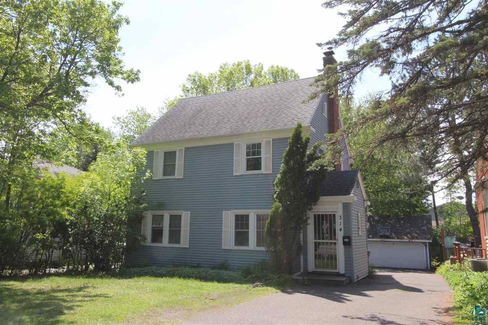 314 W Arrowhead Rd, Duluth, MN 55803 - photo 1