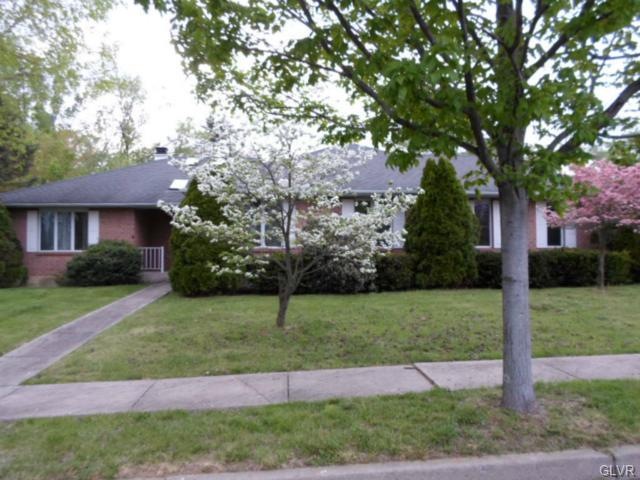 1891 Van Buren Dr, Whitehall, PA 18052 - photo 1