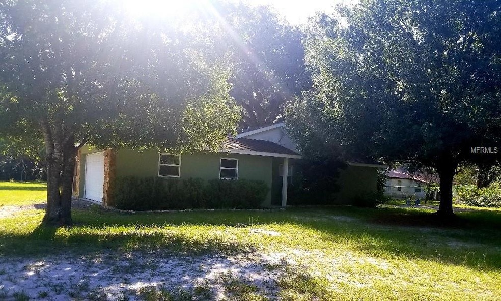 35546 Takats Dr, Zephyrhills, FL 33541 - photo 1