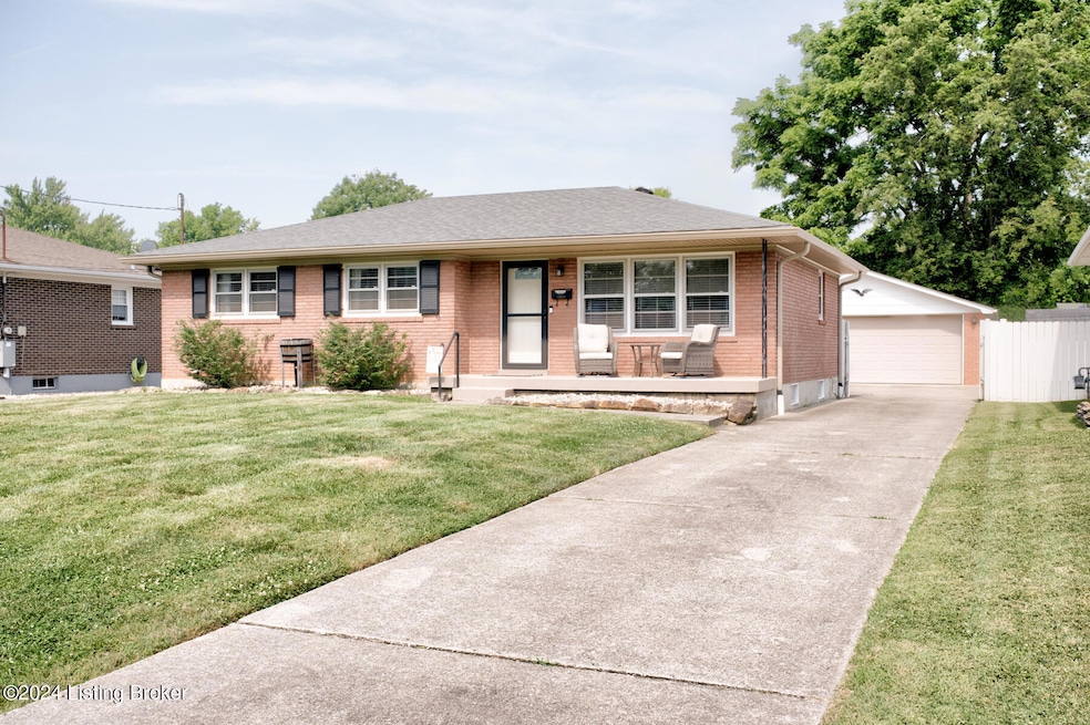 Pending $250,000 • Co-Listing Agent