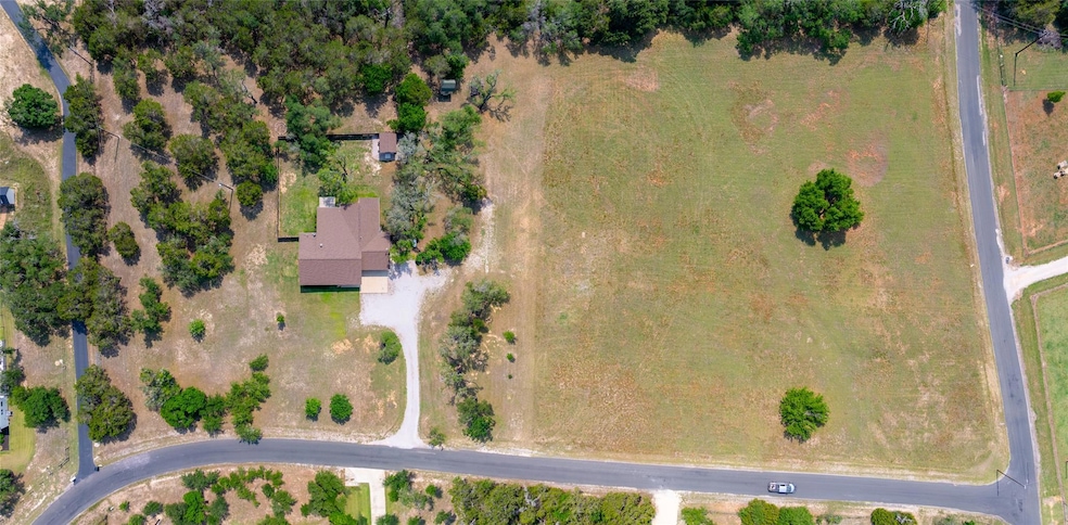 Under Contract $749,995